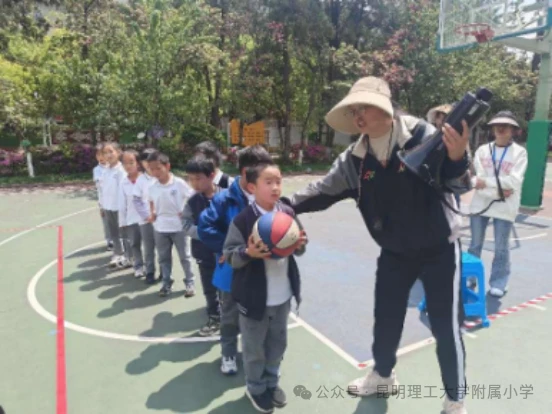 如何借助专业篮球教练提升个人声誉_2